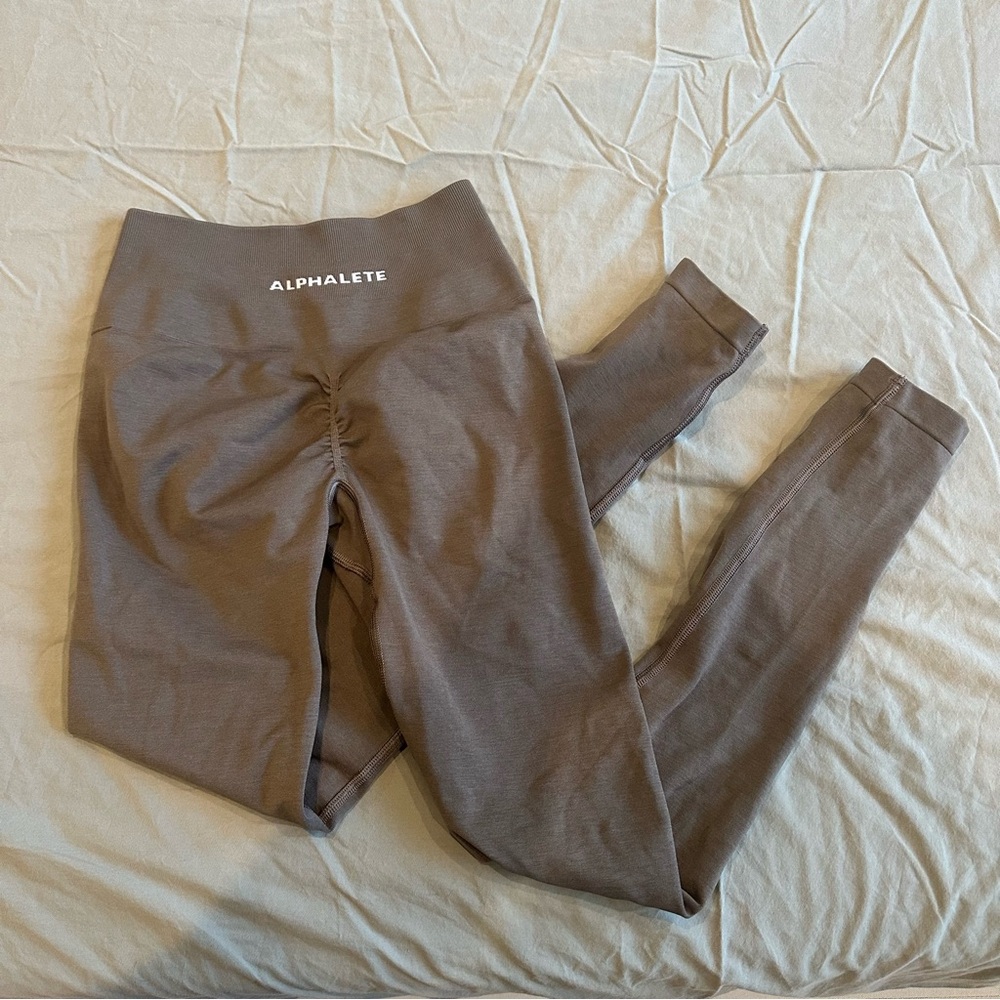 Alphalete Amplify Leggings - Mocha (S)